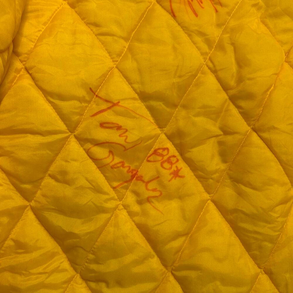Vintage 1998 Chiefs Logo 7 Signed Jacket Derrick Thomas Tony Gonzalez Size M NFL - Picture 4 of 10